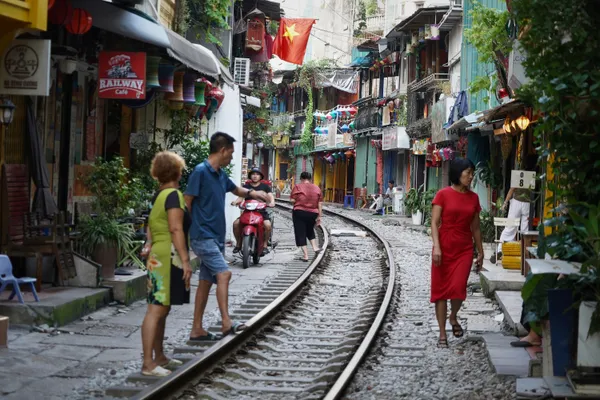 Train Street thumbnail