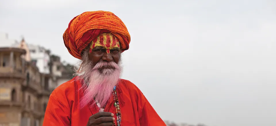  Holy man along the Ganges River 