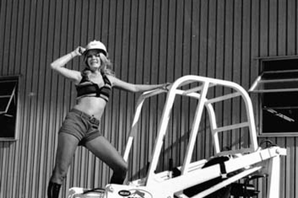 jill_duis_steps_into_loader_for_the_film__bobcat_mania_.jpg
