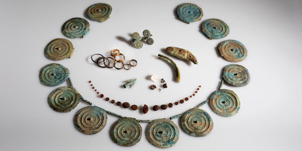 Nicely arranged circle of Bronze Age jewelry