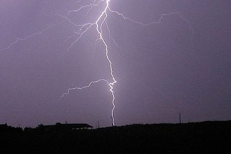 A new study suggests that lightning alone—even without the other elements of a thunderstorm—might trigger migraines.