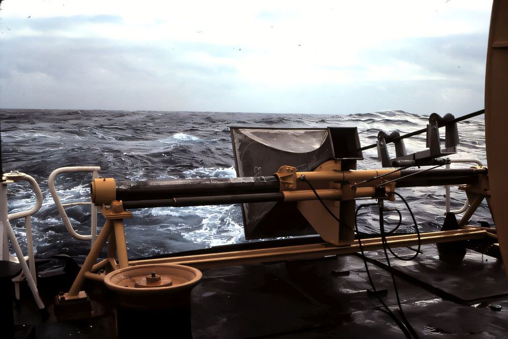 Hydrophone used to listen to bio-duck