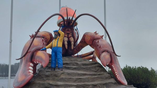 A giant lobster in New Brunswick thumbnail