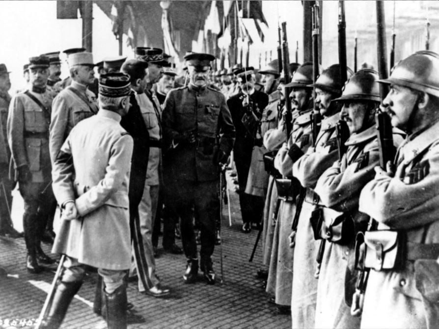 WW1 France photo unit English Infantry relief troops arriving at Front WW1 France photo unit English Infantry relief troops arriving at Front