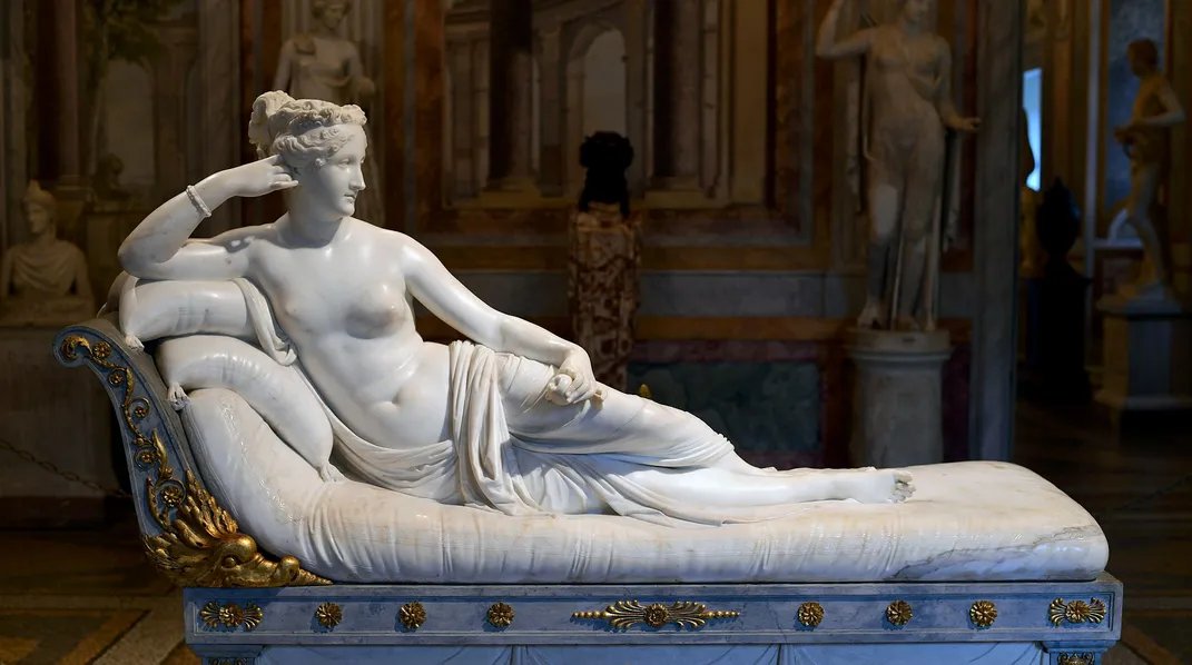 A statue of Pauline Bonaparte as Venus Victrix