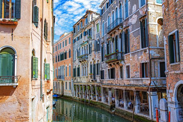Venice canal in a sunny day thumbnail