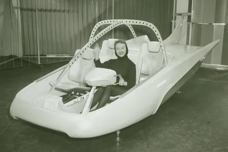 A nuclear-powered car lined with lead and other materials to protect its passengers from radiation would weigh at least 50 tons&mdash;more than 25 times as heavy as the average vehicle.