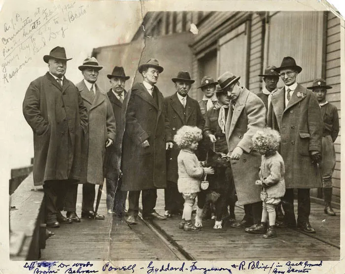 Balto receives a key to the city of Seattle in March 1925.