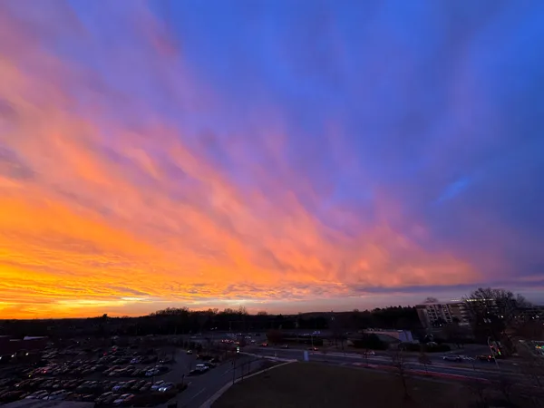 Sunset in the suburbs thumbnail