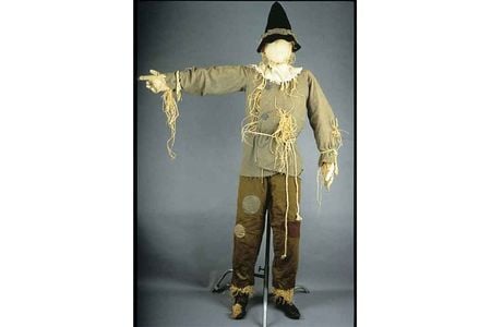 Ray Bolger's widow, Gwendolyn, donated the costume to the Smithsonian Institution after the comedian's death in 1987. 