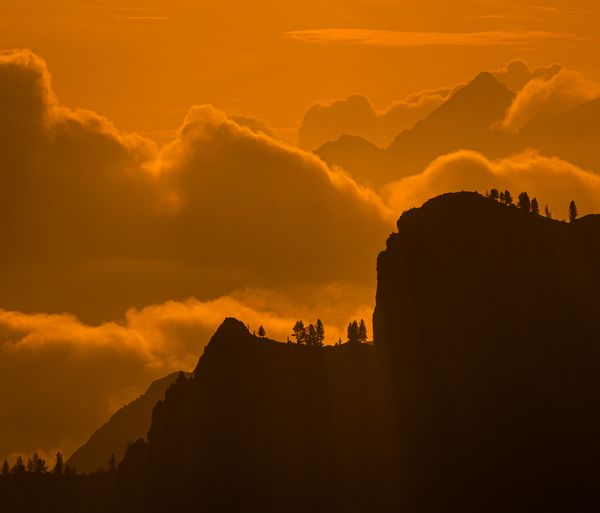 Ridges and Clouds at Dawn thumbnail