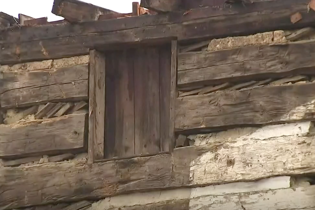 Washingtonville log cabin