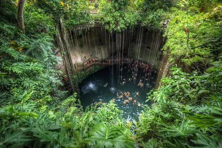 Cenote Ik-Kil, Tinúm Municipality, Yucatán, Mexico 