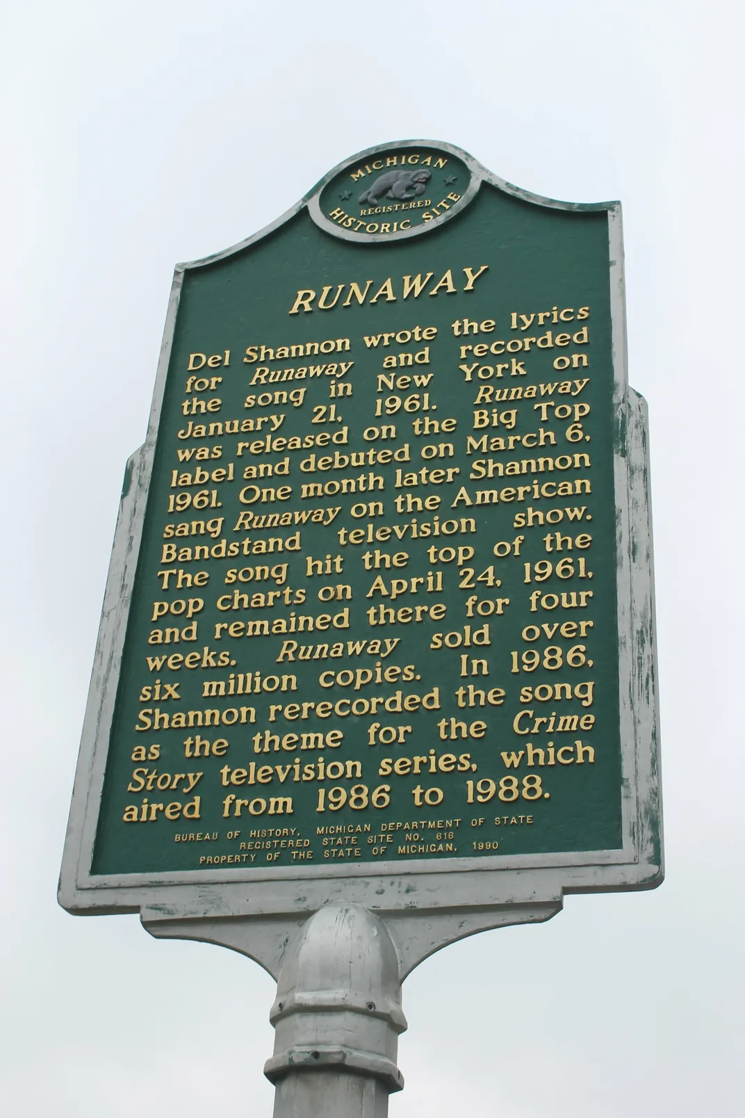 A historical marker in Battle Creek, Michigan