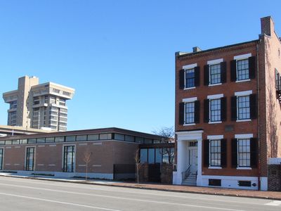 Field House Museum
