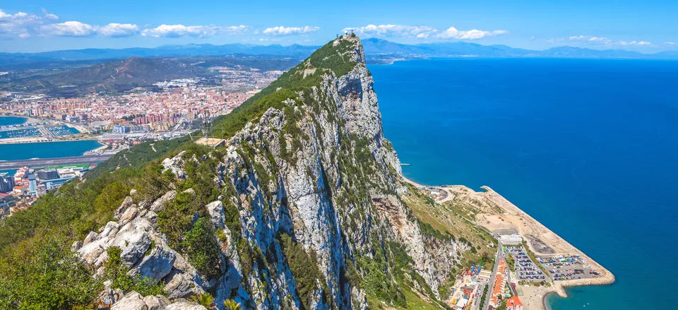  The outcropping of Gibraltar 