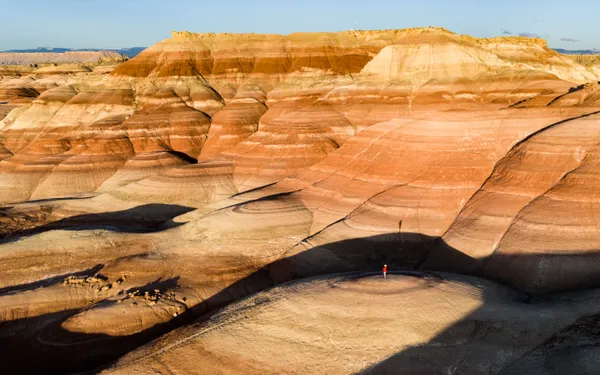 Sunrise over the Bentonite Hills thumbnail