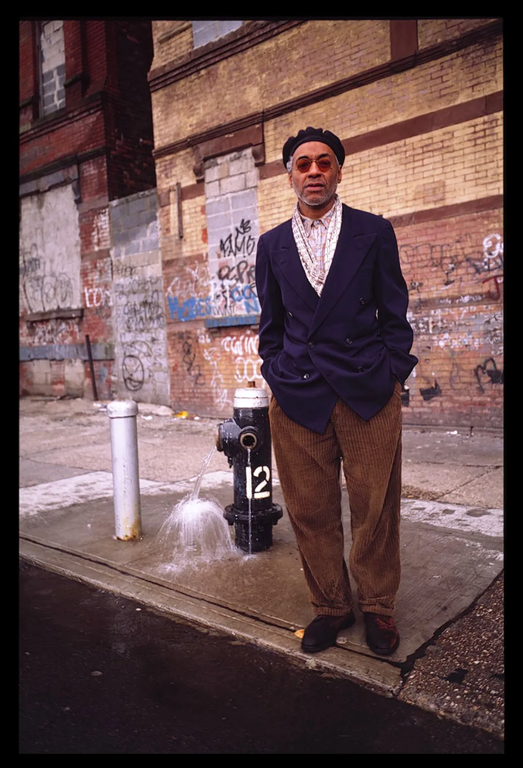Portrait of David Hammons, Harlem, 1990