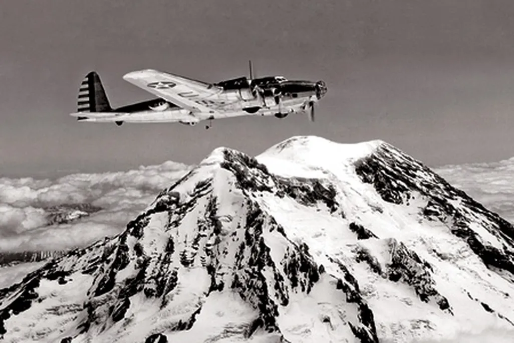 b-17 cascade mountains