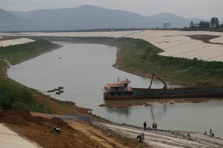 A 2013 view of a channel in the middle section of China’s South-North Water Diversion project