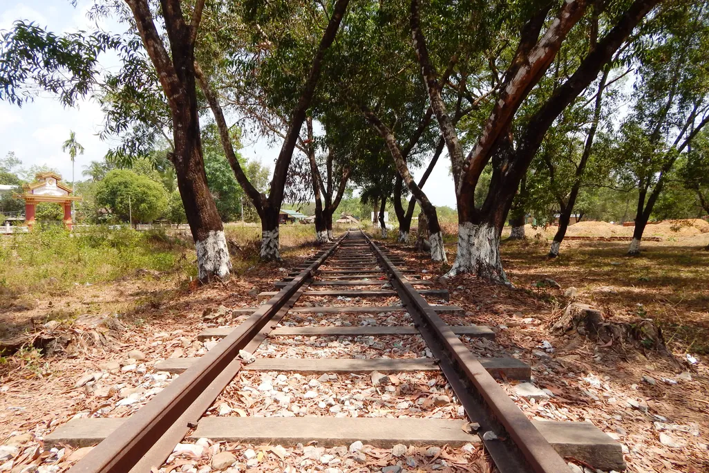 Death_Railway_in_Thanbyuzayat.jpeg