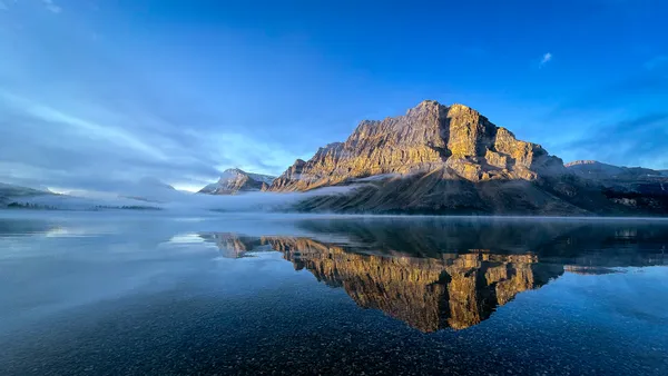 Sunrise at Bow Lake thumbnail