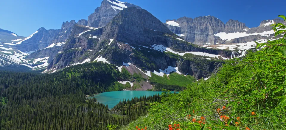  Landscape of Glacier National Park 