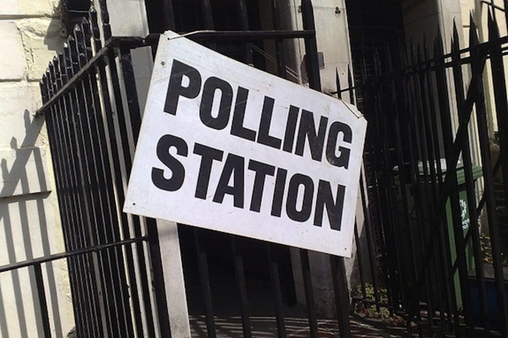 20121022113020polling.jpg