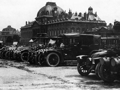 Parisian taxis assemble before being dispatched to the front.