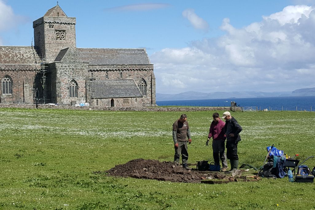 Iona dig.jpg