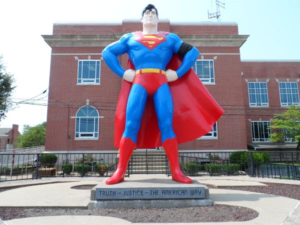World's Largest Superman thumbnail
