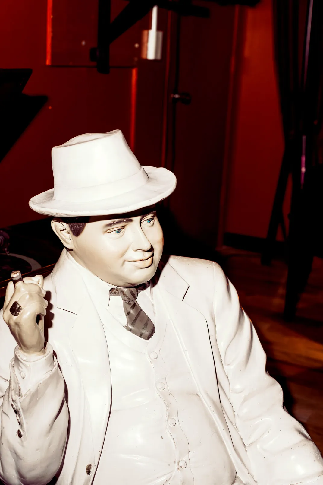 A sculpture of Capone graces the interior of the town’s Gangster Museum.