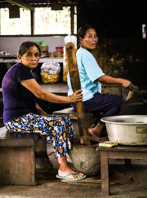 A Woman's Work thumbnail