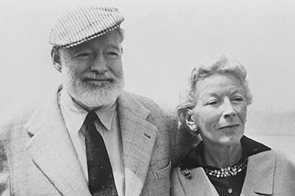 Ernest Hemingway with his wife Mary