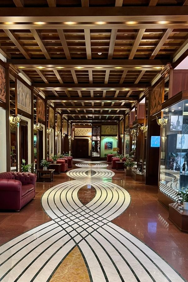 Artistic design and pattern in the interior of a hotel thumbnail