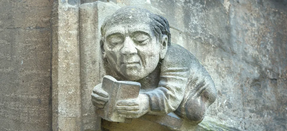  Sculptural detail found in Oxford 