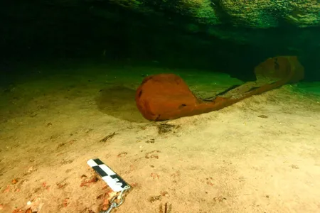 Researchers have tentatively dated the canoe to between 830 and 950 C.E.