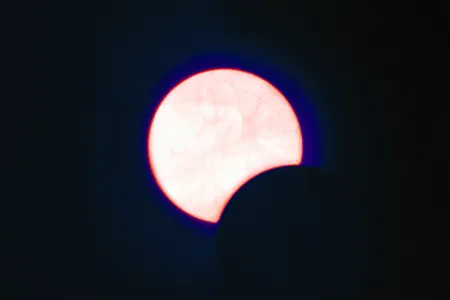 American video artist Brian Fridge created a five-billboard series in Dallas called View Finder that portrayed a solar eclipse.