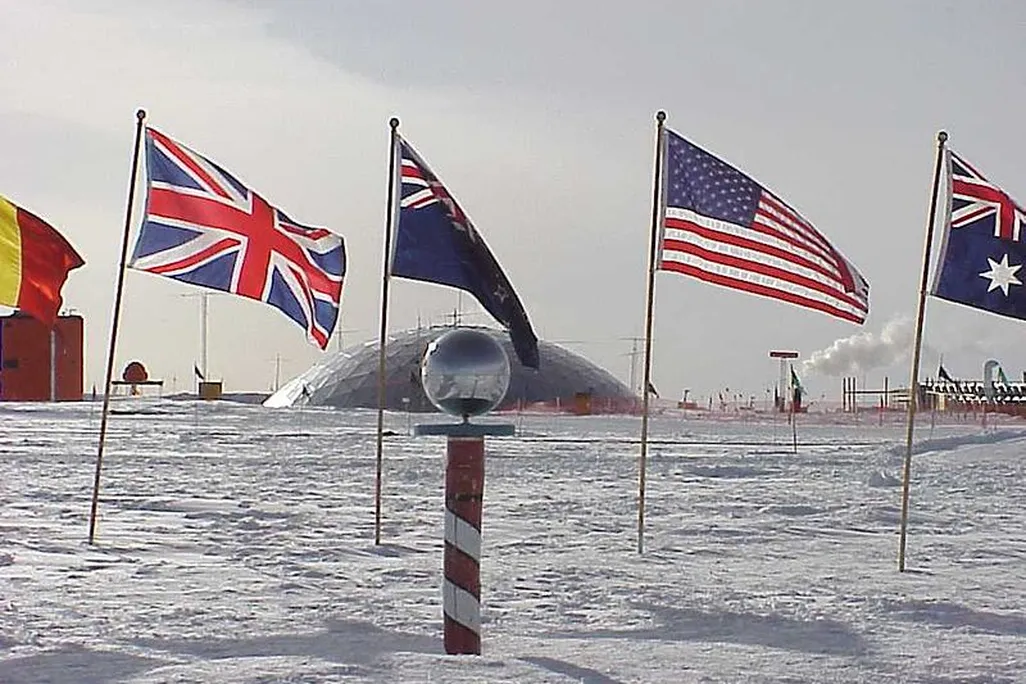 south pole.jpg