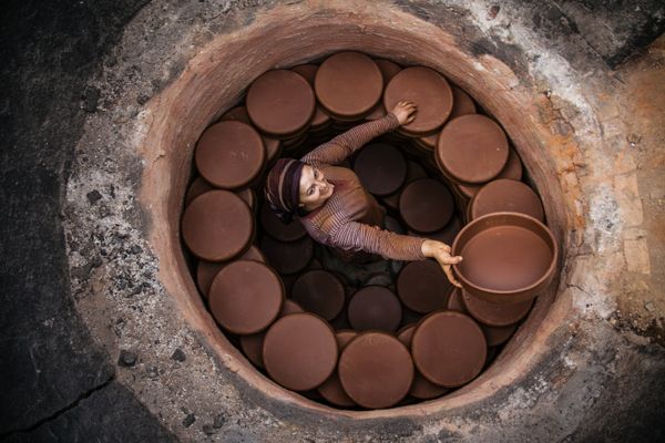 Potter Woman thumbnail