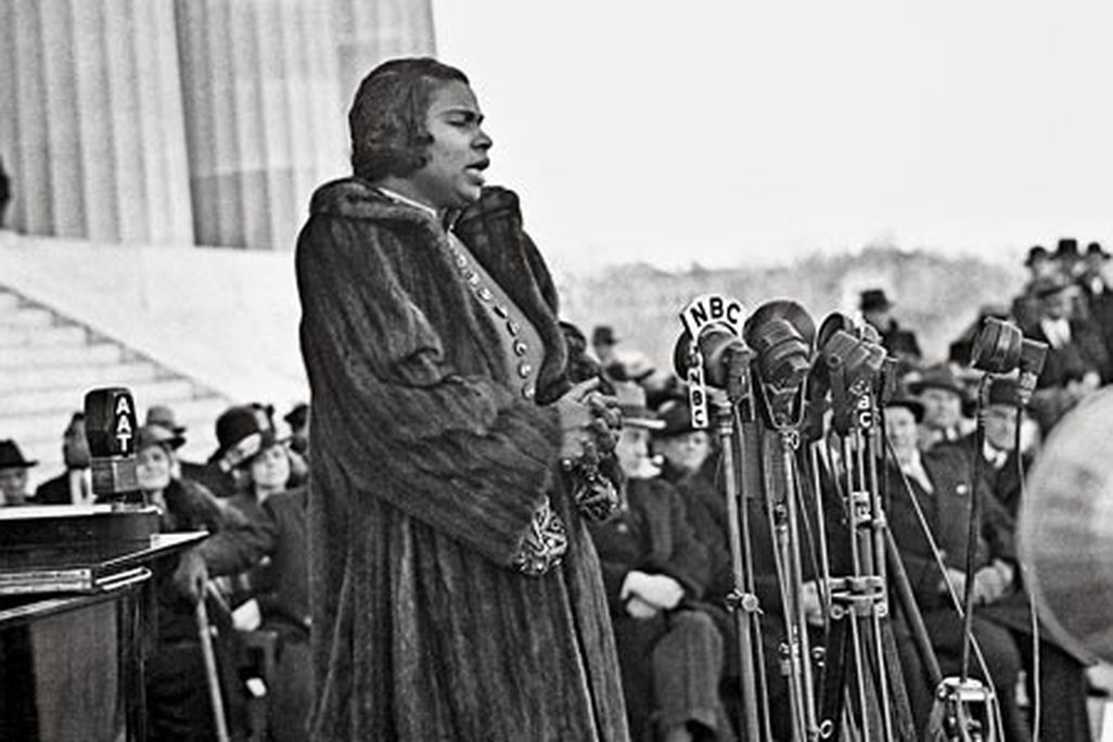 Marian Anderson at the Lincoln Memorial