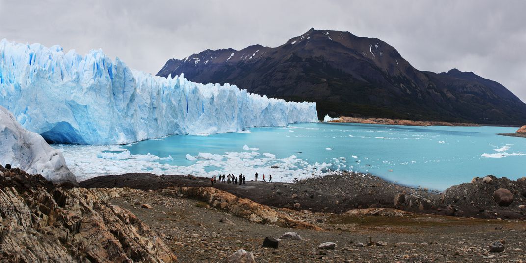 Hiking closer to Perito Moreno Glacier