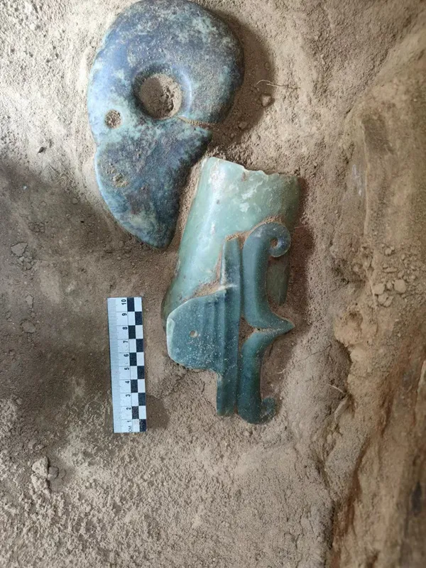 Jade artifact