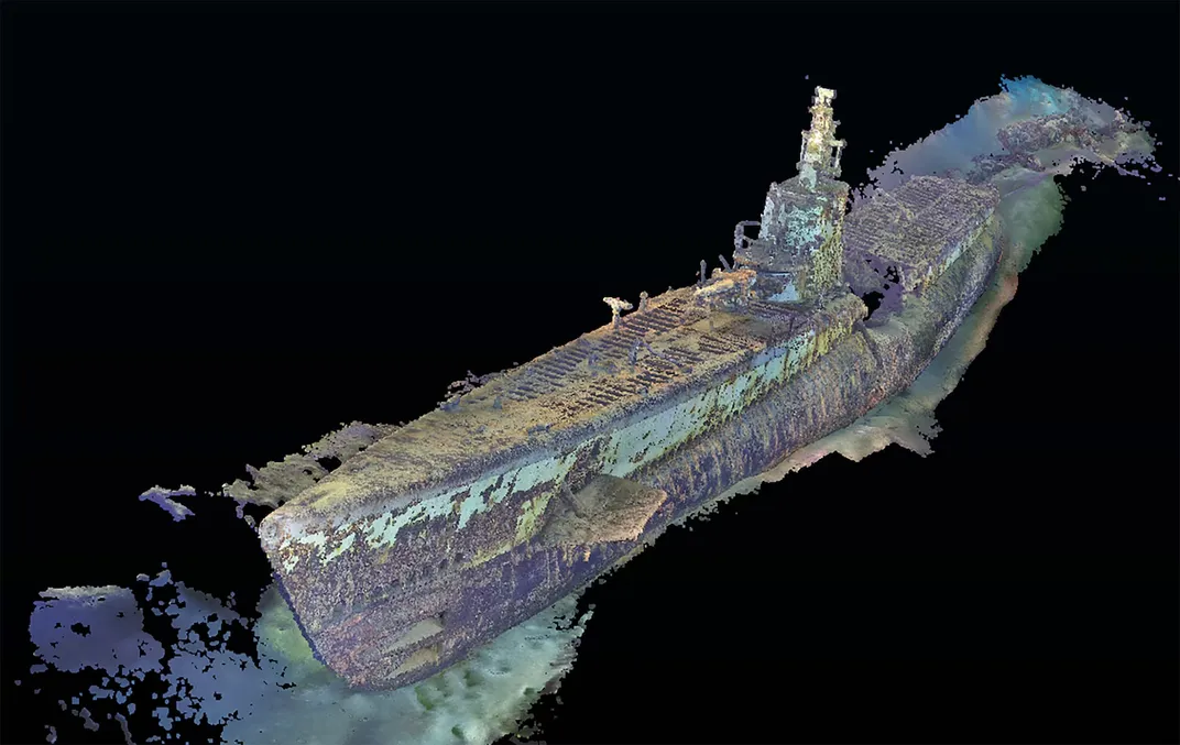 Underwater model of WWI submarine