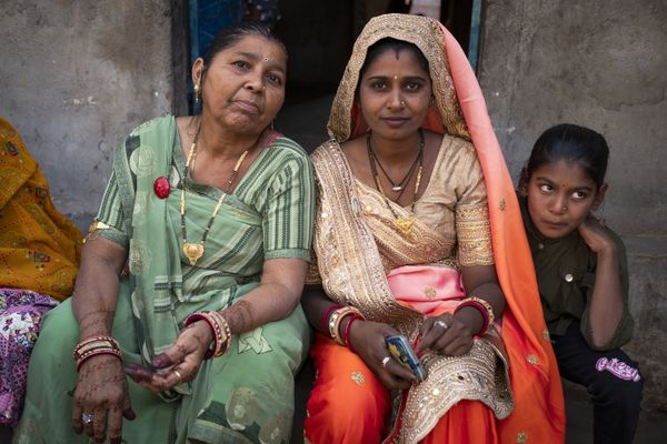 Wedding guests thumbnail