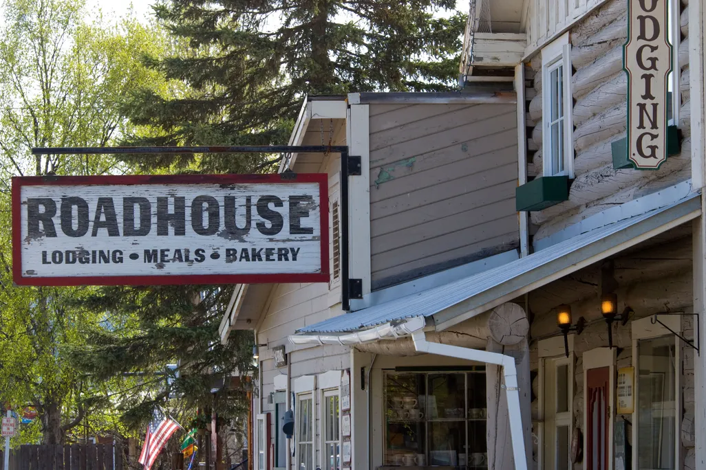 Talkeetna Roadhouse sign