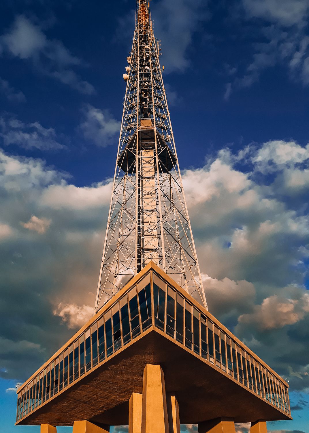Torre de TV Smithsonian Photo Contest Smithsonian Magazine