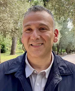 Roger Martínez-Dávila