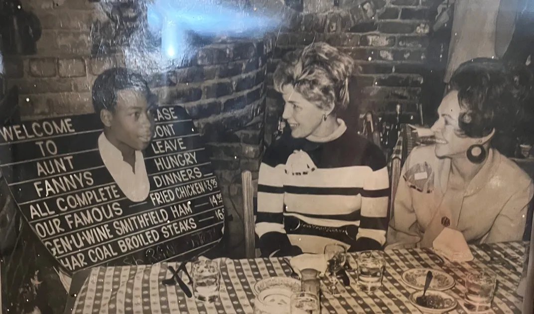 An undated photo of meal service at Aunt Fanny's Cabin