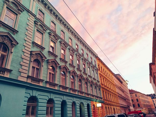 An afternoon in Wien. thumbnail